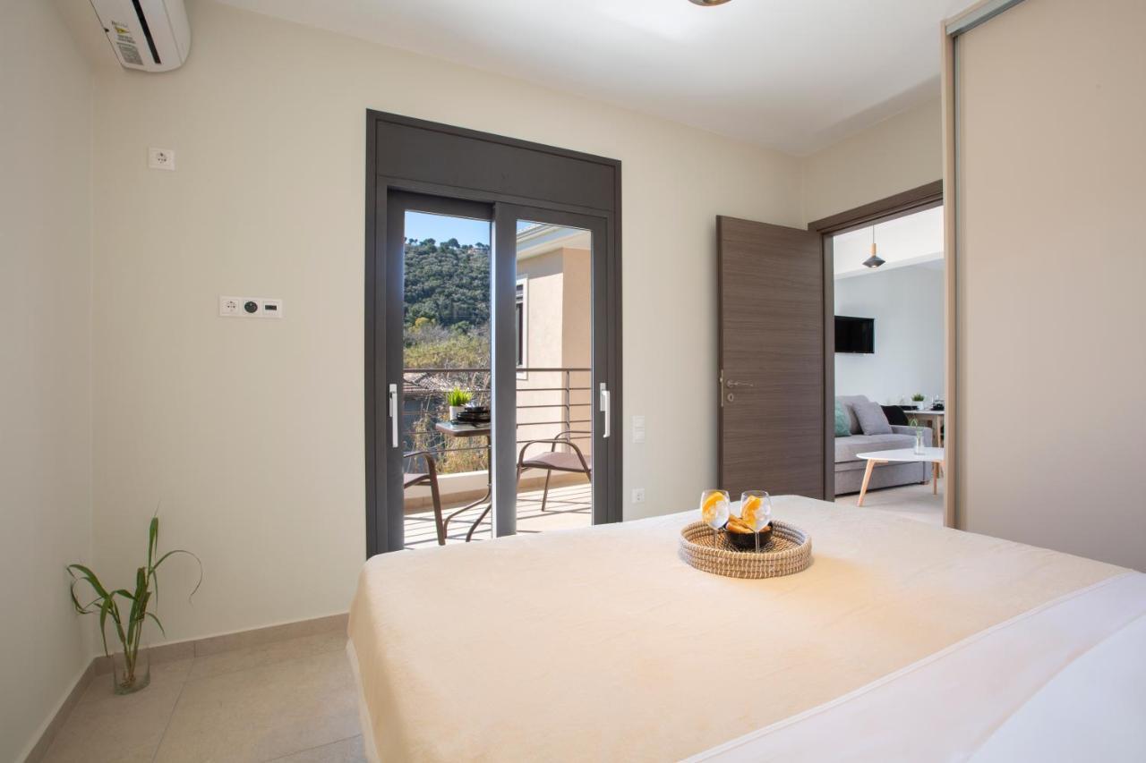 Amelie'S Luxe Apartments Kalligoni Exterior foto